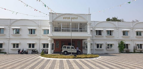 தாராபுரம் நகராட்சி அலுவலகம்