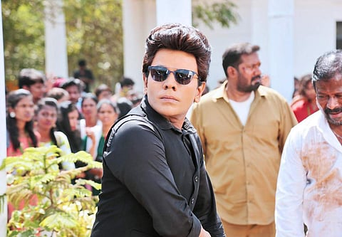 லெஜண்ட் சரவணா ஸ்டோர்ஸ் அருள் நடிக்கும் புதிய படத்தின் ஷூட்டிங் மீண்டும் நடைபெற்று வரும் நிலையில், படப்பிடிப்பின் போது எடுக்கப்பட்ட புகைப்படங்களை படக்குழுவினர் வெளியிட்டு உள்ளனர். படம்: இன்ஸ்டாகிராம்