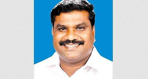 அதிமுக வேட்பாளர் தங்க. கதிரவன்