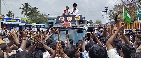 தமிழக உரிமைகளை மத்திய அரசிடம் அதிமுக அடகு வைத்து விட்டது: உதயநிதி ஸ்டாலின்