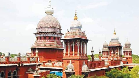 உயா்நீதிமன்றம்