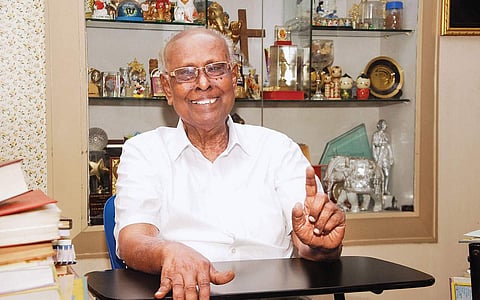 கற்றல் - மொழிக்கான போர்க்களமல்ல! - பேராசிரியர் சாலமன் பாப்பையா