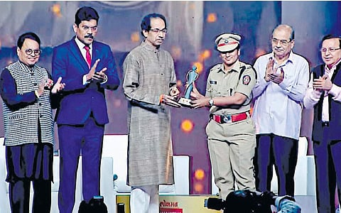 தமிழ்நாட்டு பெண் சிங்கம்