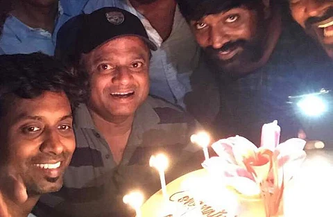 படங்கள் - twitter.com/anavenkat