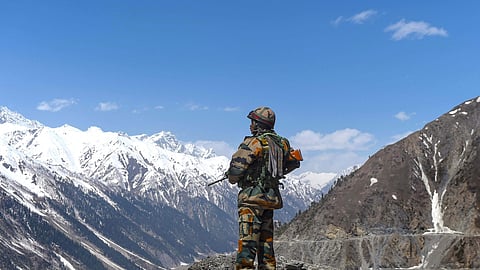 கிழக்கு லடாக் எல்லை விவகாரம்: அமைதி, ஸ்திரத்தன்மையை பராமரிக்க இந்தியா-சீனா முடிவு