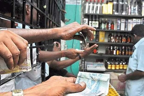 தமிழகத்தில் ஒரே நாளில் ரூ.292 கோடிக்கு மது விற்பனை!