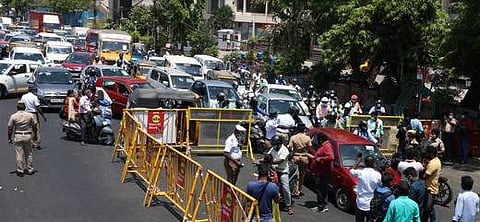 ஊரடங்கு மீறல்: சென்னையில் ஒரே நாளில் 5,428 வாகனங்கள் பறிமுதல்