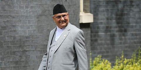 நேபாளம்: ஆட்சியைத் தக்க வைக்க சா்மா ஓலி தீவிரம்