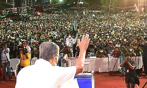 கேரளத்தில் மதியம் 1 மணி நிலவரப்படி மார்க்சிஸ்ட் முன்னிலை