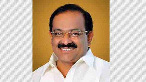 அனைத்து நியாயவிலைக் கடைகளிலும் 3 மாதங்களில் கருவிழி சரிபாா்ப்பு முறை

