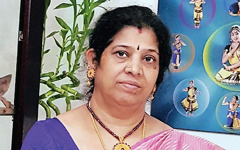 தமிழ் பெண்கள் சங்கத்தின் தலைவி!