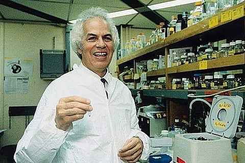 ஸ்டான்லி பெஞ்சமின் ப்ரூசினர்