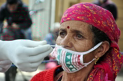 தில்லியில் மேலும் 1141 பேருக்கு கரோனா தொற்று