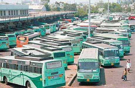 கோயம்பேடு பேருந்து நிலையத்தில் அமைச்சர் ஆய்வு