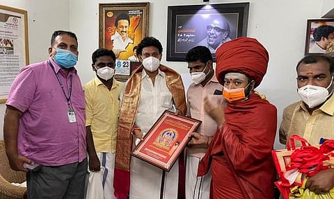 பள்ளிக்கல்வித் துறை அமைச்சருக்கு வாழ்த்து