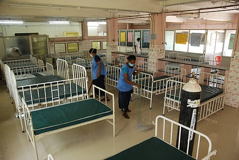 அரசு மருத்துவமனை குழந்தைகள் பிரிவில் கூடுதலாக அமைக்கப்பட்டுள்ள ஆக்சிஜன் படுக்கைகள்.