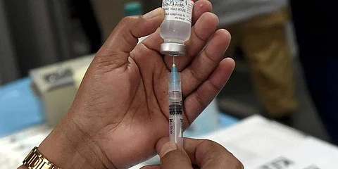 தமிழகத்துக்கு மேலும் 2 லட்சம் கோவிஷீல்டு தடுப்பூசிகள் வருகை