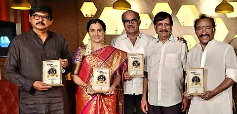 காதல் கோட்டை 25 ஆண்டுகள்: கொண்டாட்டத்தில் பங்கேற்காத ஹீரோவும் ஹீராவும் (படங்கள்)