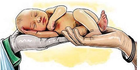 தத்தெடுப்பதில் ஏற்பட்ட மனமாற்றம்: விதிகள் எளிமையாக்கப்படுமா?