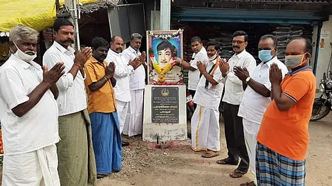 போச்சம்பள்ளியில்  நடிகர் திலகம் சிவாஜி கணேசன் 20 ஆவது நினைவு தினம் அனுஷ்டிப்பு