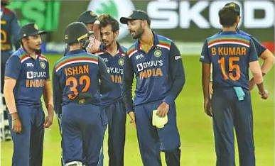 டி20: இந்தியா வெற்றி; சூரியகுமாா், புவனேஷ்வா் அபாரம்