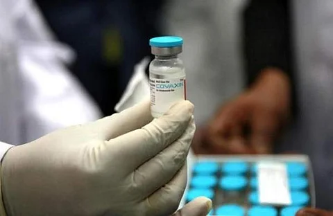 தமிழகத்துக்கு மேலும்  4 லட்சம் தடுப்பூசிகள்