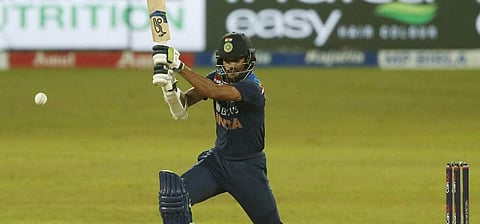 இலங்கையின் பெரிய மைதானம் இந்திய பேட்ஸ்மேன்களுக்குச் சவாலாக உள்ளது: பந்துவீச்சுப் பயிற்சியாளர்