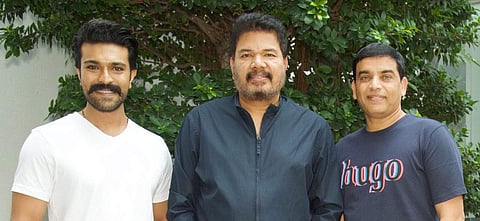 இயக்குநர் ஷங்கரை சென்னையில் சந்தித்த நடிகர் ராம் சரண்