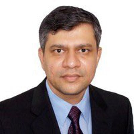 இந்தியாவில் சேவையை வழங்குவோா் உள்நாட்டு விதிகளைக் கடைப்பிடிக்க வேண்டும்