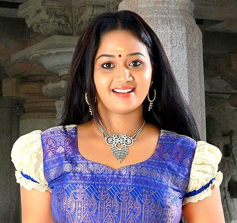 புற்றுநோயினால் பாதிக்கப்பட்டிருந்த பிரபல சின்னத்திரை நடிகை மரணம்