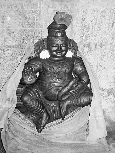 வளமான வாழ்வுக்கு வேண்டிய  நவ நிதிகள்!