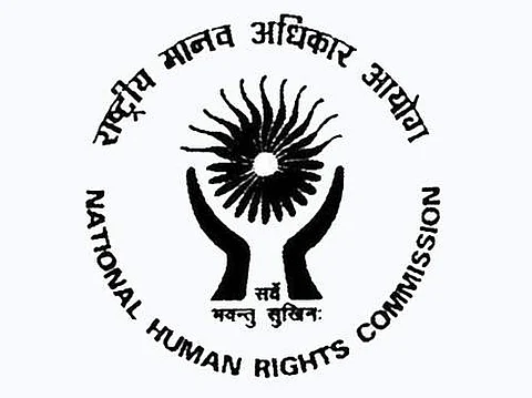 மனித உரிமை ஆணையத்தில் காங். புகார்