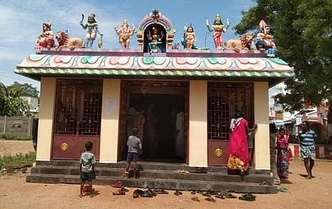 மணப்பாறை அருகேயுள்ள ஆளிப்பட்டி கிராமத்தில் அமைந்துள்ள மாரியம்மன் கோயில்