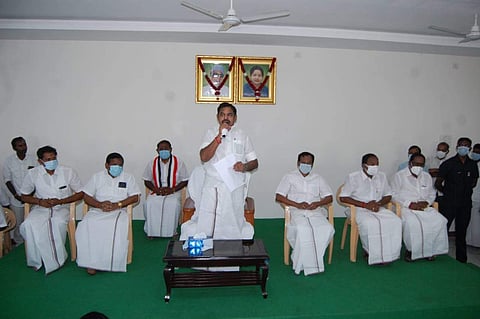 பழனிசாமி