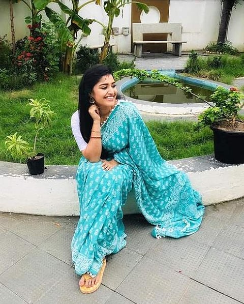 பிரியா பவானி ஷங்கர், வாணி போஜன் வரிசையில் சினிமா கதாநாயகியான சின்னத்திரை நடிகை !