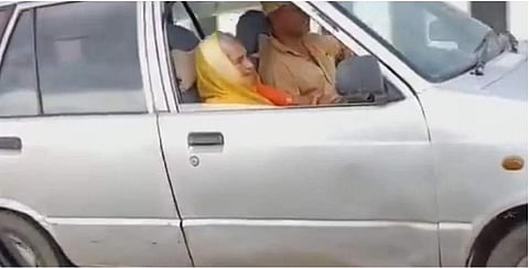 ம.பி.யில் கார் ஓட்டப் பழகும் 90 வயது பாட்டி: குவியும் பாராட்டு