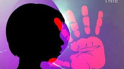 வாக்குமூலம் அளிக்கச் சென்ற பெண் பாலியல் வன்கொடுமை: காவலர் கைது!