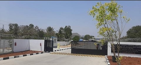 கெலமங்கலம் அருகே கட்டப்பட்டுள்ள டாடா எலக்ட்ரானிக்ஸ் நிறுவனம்.