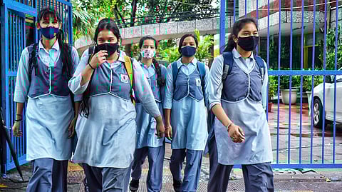 9 முதல் பிளஸ் 2 வகுப்புகளுக்கு உயா்கல்வி வழிகாட்டி பயிற்சி: அட்டவணை வெளியீடு