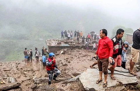 நிலச்சரிவு -கோப்பிலிருந்து