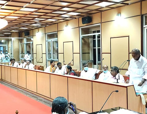 புதுச்சேரி முதல்வர் ரங்கசாமி.