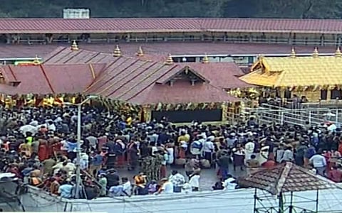 சபரிமலை தந்திரி கைது: சட்டத்தின் முன் அனைவரும் சமம் -மாா்க்சிஸ்ட், காங்கிரஸ் கருத்து