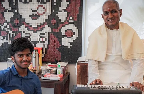 இளையராஜாவின் முதல் மாணவன் லிடியன்:  புகைப்படம் பகிர்ந்து நெகிழ்ச்சி