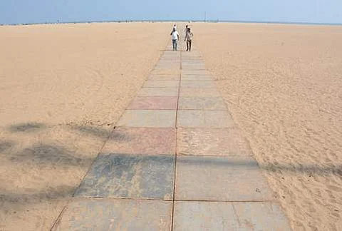 மெரினா கடற்கரையில் நிரந்தர சாய்வுதளம் அமைக்கப்படும்