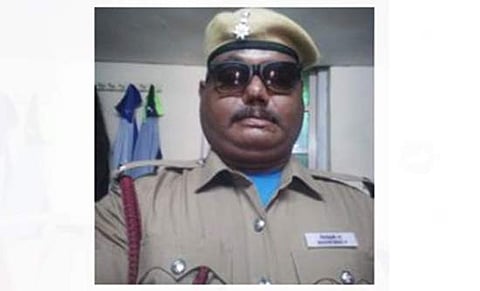 தீயணைப்பு வீரர் திருமுகம்