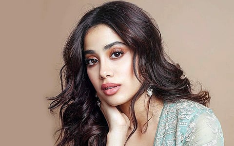 ஜான்வி கபூர் 2018ல் 'தடக்' படத்தின் மூலம் பாலிவுட்டில் அறிமுகமானார்.