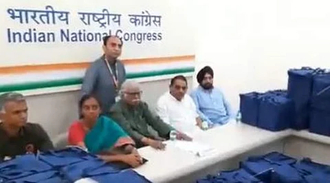 காங்கிரஸ் தலைவர் யார்? வாக்கு எண்ணிக்கை தொடங்கியது!