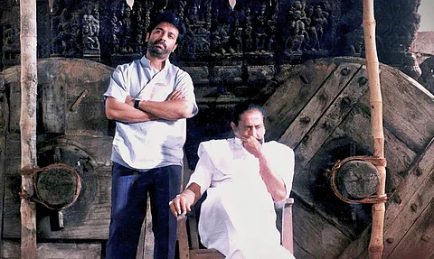 தேவர் மகள்:  சிவாஜியாக கமல் , சக்திவேலாக அக்ஷரா ஹாசன் (புகைப்படம்)