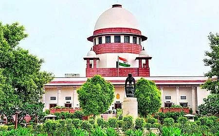 சந்திரசூட் பதவி ஏற்க தடைக் கோரிய மனு தள்ளுபடி