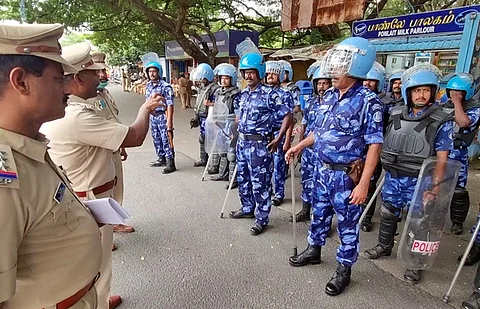 துணை ராணுவப் படையினா்